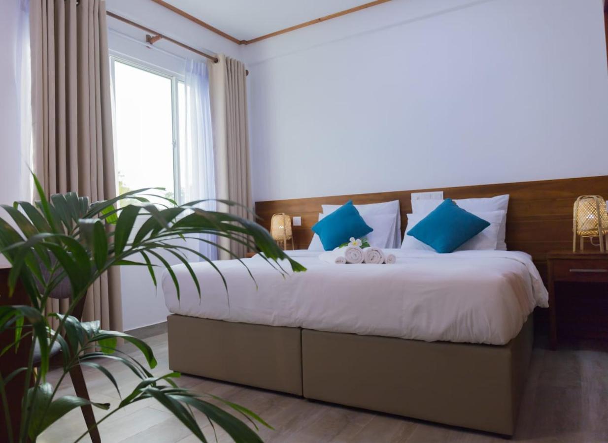 Nihaali Maldives 호텔 Kudarikilu 외부 사진